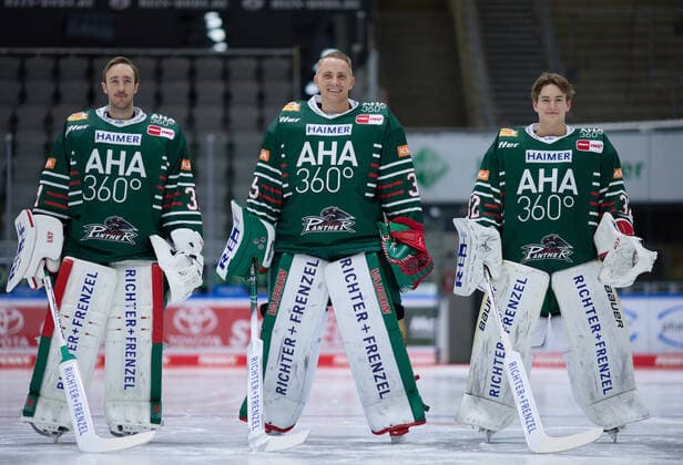 Goalies Augsburg Panther, from left to right Olivier Roy goalkeeper Augsburg Panther 31, Markus Keller goalkeeper Augsburg Panther 35, Moritz Borst goalkeeper Augsburg Panther 31 DEL, portrait date 2020 2021,