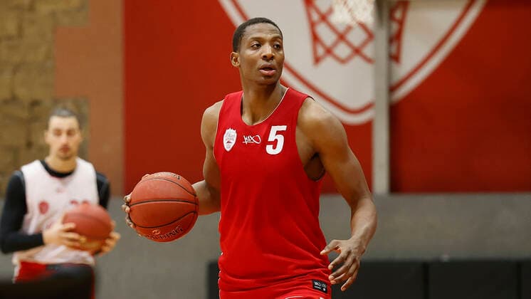 Germany, Wuerzburg, Trainingszentrum s Oliver Wuerzburg, 04 12 2020, emspor, emonline, despor, deonline, Training s Oliver Wuerzburg with Justin Sears Picture from left starts Justin Sears s Oliver Wuerzburg against Braunschweig for the first time for s Oliver Wuerzburg in the BBL, after surviving injury Copyright: HMBxMedia xHeikoxBecker