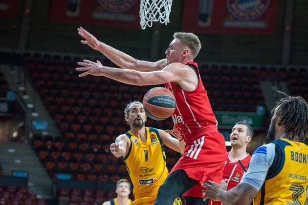 Alexey Shved 1 BK Khimki Moscow , Robin Amaize 15 FC Bayern , FC Bayern Basketball vs BC Khimki Moscow, Basketball, Euroleague, 04 12 2020 Munich Bayern Germany Copyright: xkolbert-press UlrichxGamelx