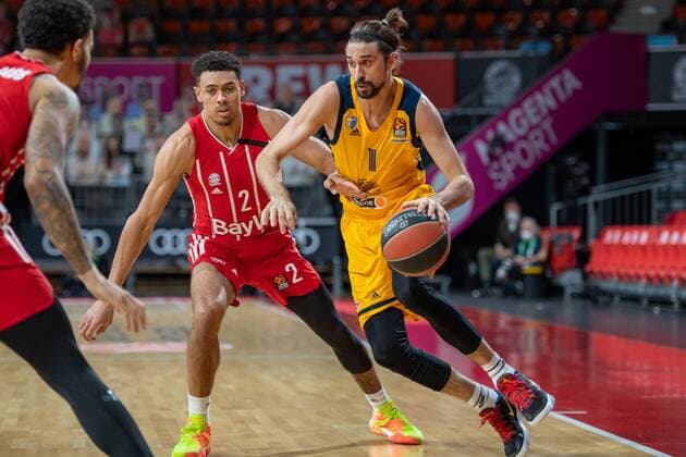 Wade Baldwin 2 FC Bayern , Alexey Shved 1 BK Khimki Moscow , FC Bayern Basketball vs BC Khimki Moscow, Basketball, Euroleague, 04 12 2020 Munich Bayern Germany Copyright: xkolbert-press UlrichxGamelx