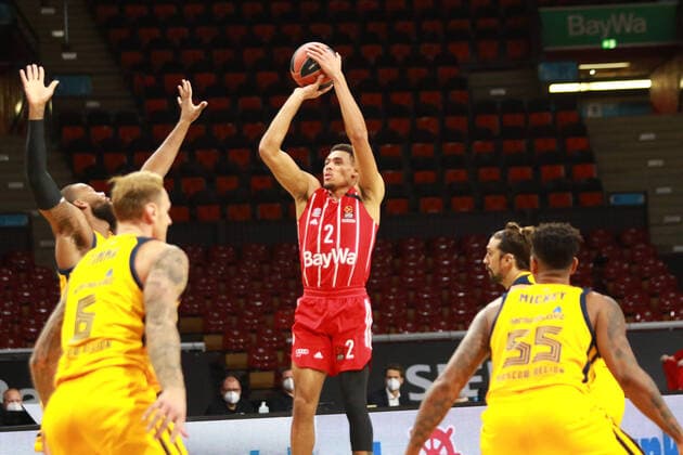 2 Wade Baldwin FCBB, red, against Greg Monroe, and Co Khimki Basketball, EuroLeague, FC Bayern Munich vs Khimki Moscow, Audi Dome, 04 12 2020 PHOTO Mladen Lackovic LakoPress