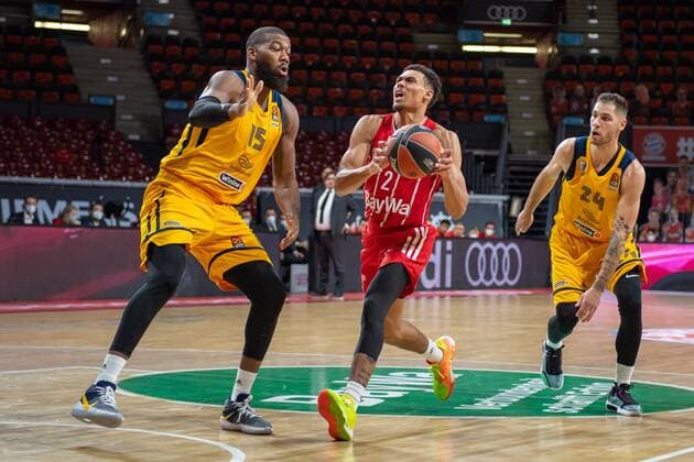 Greg Monroe 15 BK Khimki Moscow , Wade Baldwin 2 FC Bayern , FC Bayern Basketball vs BC Khimki Moscow, Basketball, Euroleague, 04 12 2020 Munich Bayern Germany Copyright: xkolbert-press UlrichxGamelx