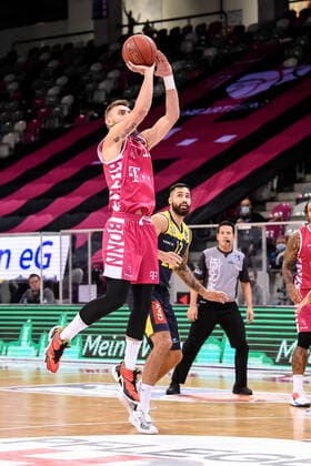 easyCredit BBL, Telekom Baskets Bonn vs EWE Baskets Oldenburg, 06 12 2020 Deividas Gailius Telekom Baskets Bonn 13 , easyCredit BBL, Telekom Baskets Bonn vs EWE Baskets Oldenburg on 06 12 2020 at the Telekom Dome Bonn, Bonn Nordrhein Westfalen Copyright: xBEAUTIFULxSPORTS Mueller-Laschetx