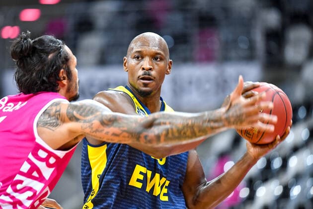 Rickey Paulding 23, EWE Baskets Oldenburg , Telekom Baskets Bonn vs EWE Baskets Oldenburg, BBL, 06 12 2020, Telekom Baskets Bonn vs EWE Baskets Oldenburg, BBL, 06 12 2020, Photo Jonas Brockmann Eibner Press Photo Bonn Copyright: xJonasxBrockmann xEibner-Pressefotox EP_JBN