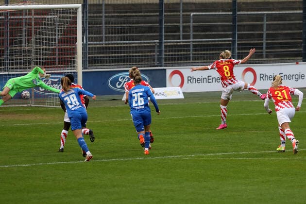 1 FC Köln TSG Hoffenheim DFB Pokal Frauen 3 Runde Saison 2020 2021 Franz Kremer Stadion Köln Germany 06 12 2020 Compensation to 1 1 by Mandy Islacker 1 FC Köln