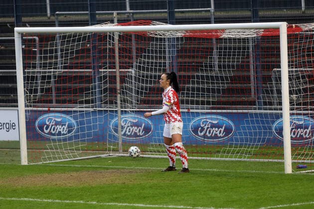 1 FC Köln TSG Hoffenheim DFB Cup Women 3 Round Season 2020 2021 Franz Kremer Stadion Köln Germany 06 12 2020 Peggy Kuznik 1 FC Köln 4 1 for Hoffenheim