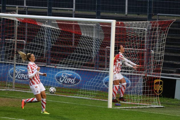 1 FC Cologne TSG Hoffenheim DFB Cup Women 3 Round Season 2020 2021 Franz Kremer Stadion Cologne Germany 06 12 2020 Left Rachel Miriam Rinast 1 FC Cologne Right Peggy Kuznik 1 FC Cologne 3 1 for Hoffenheim