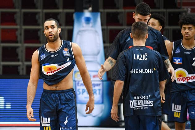 Elias Lasisi HAKRO Merlins Crailsheim is disappointed about the defeat, GER, MHP Riesen Ludwigsburg vs HAKRO Merlins Crailsheim, 06 12 2020, 5 matchday easycredit Basketball Bundesliga, season 2020 2021 GER, MHP Riesen Ludwigsburg vs HAKRO Merlins Crailsheim, 06 12 2020, 5 matchday easycredit Basketball Bundesliga, season 2020 2021 Ludwigsburg Copyright: xMemmlerx Eibner-Pressefotox EP_mmr