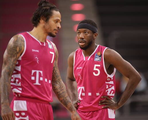 Chris Babb, Josh Hagins Telekom Baskets Bonn vs EWE Baskets Oldenburg easyCredit BBL 1 Bundesliga, season 2020 2021, 5 matchday