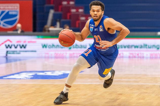 Quinton Hooker MBC Syntainics MBC vs Hamburg TOWERS Punctual Central German Basketball Club, easy Credit BBL, Basketball Bundesliga Weißenfels 06 12 2020 Photo Holger John Weißenfels Saxony Anhalt Germany