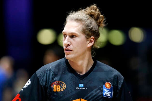 06 12 2020, easyCredit Basketball Bundesliga, BBL, Season 2020 2021, Men, Chemnitz Niners Fraport Skyliners Frankfurt Malte Ziegenhagen, Niners Chemnitz Chemnitz Messe Chemnitz Sachsen Germany