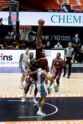 06 12 2020, easyCredit Basketball Bundesliga, BBL, Season 2020 2021, Men, Chemnitz Niners Fraport Skyliners Frankfurt Joe Lawson, Niners Chemnitz Chemnitz Messe Chemnitz Sachsen Germany