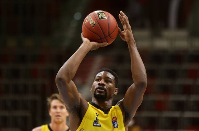 Ludwigsburg , Basketball easyCredit BBL Bundesliga , MHP GIANTS Ludwigsburg vs HAKRO Merlins Crailsheim , Yorman Polas Bartolo Giants