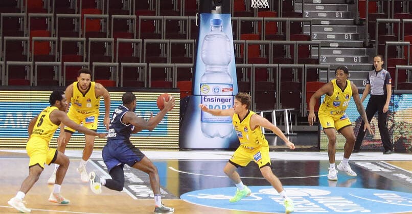 Ludwigsburg , Basketball easyCredit BBL Bundesliga , MHP GIANT Ludwigsburg vs. HAKRO Merlins Crailsheim , Game scene in front of empty stands