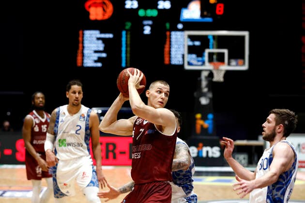 06 12 2020, easyCredit Basketball Bundesliga, BBL, Season 2020 2021, Men, Chemnitz Niners Fraport Skyliners Frankfurt Jonas Richter, Niners Chemnitz Chemnitz Messe Chemnitz Sachsen Germany