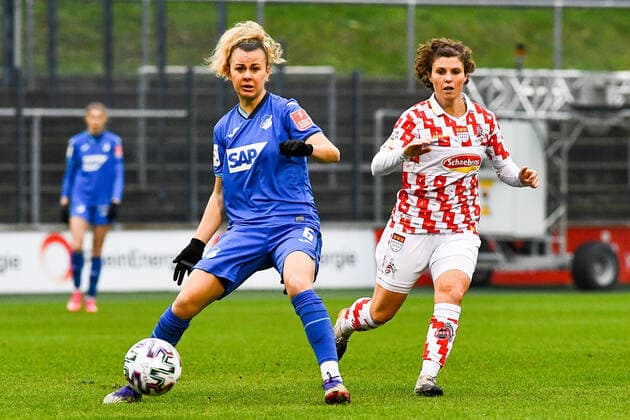 v li Lena Lattwein TSG, 6 , Anja Pfluger Köln, 20 , Duel, duel, duel, tackle, tackling, dynamics, action, action, 06 12 2020, Cologne Germany , Football, DFB Pokal Frauen, Quarterfinal, 1 FC Köln TSG Hoffenheim, DFB DFL REGULATIONS PROHIBIT ANY USE OF PHOTOGRAPHS AS IMAGE SEQUENCES AND OR QUASI VIDEO xmhx