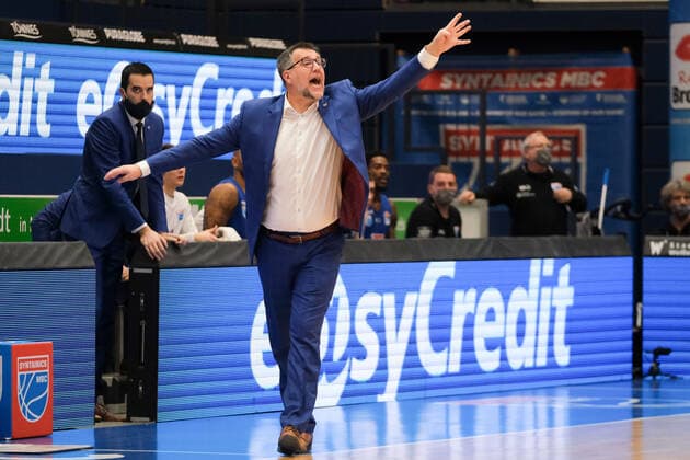 Basketball, Men, BBL, 4 Matchday, 08 12 2020, SYNTAINICS MBC FC Bayern Muenchen, from l Head Coach Silvano Poropat MBC GER, BBL, Basketball, Men, SYNTAINICS MBC FC Bayern Muenchen, 08 12 2020, Weissenfels Copyright: xSchulz Eibner-Pressefotox ep_esz