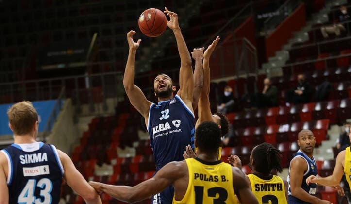 Ludwigsburg , Basketball easyCredit BBL Bundesliga , MHP GIANT Ludwigsburg vs. Alba Berlin , Johannes Thiemann Alba