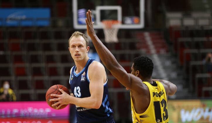 Ludwigsburg , Basketball easyCredit BBL Bundesliga , MHP GIANTS Ludwigsburg vs Alba Berlin , from left Luka Sikma Alba Yorman Polas Bartolo Riesen