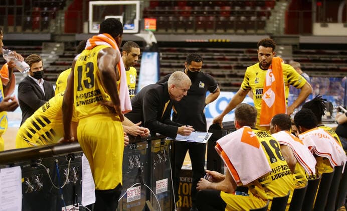 Ludwigsburg , Basketball easyCredit BBL Bundesliga , MHP GIANT Ludwigsburg vs Alba Berlin , John Patrick Trainer Riesen and his team on a time-out