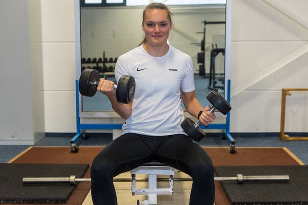 Inken Henningsen 27, SV Halle changes from basketball to bobsleigh pushers and trains with the athletics group around national coach Wolfgang Kühne Halle Saale Sachsen Anhalt Germany