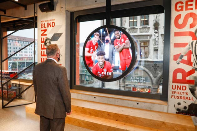 FC Bayern officially opened its FC Bayern World President Herbert Hainer, Chairman Karl Heinz Rummenigge and Joerg Wacker, Board Member for Internationalization and Strategy, gave the starting signal on 09 12 2020 and opened the new highlight of FC Bayern Muenchen in the heart of Munich Foto FC Bayern Muenchen AG Pool via Sven Simon Fotoagentur Opening of FC Bayern World