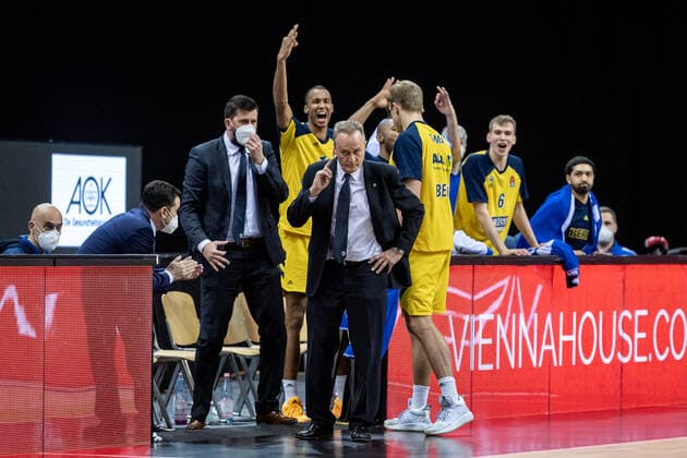 Basketball Berlin 10 12 2020 Season 2020 2021 Euroleague Regular Season Preliminary round Alba Berlin vs Fenerbahce Beko Istanbul Cheers Alba Aito Garcia Reneses Alba Berlin, Coach