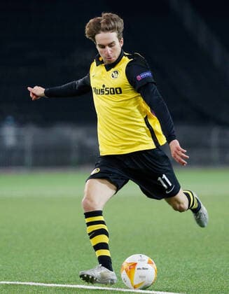 Photo Manuel Geisser 10 12 2020 Bern Stadion Wankdorf Bern Season 2020 2021 Mens Football UEFA Europa League BSC Young Boys Bern CFR Cluj Gianluca Gaudino Young Boys