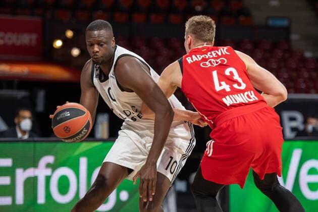Moustapha Case 10 Asvel Lyon Villeurbanne , Leon Radosevic 43 FC Bayern , FC Bayern Basketball vs. Asvel Villeurbanne, Basketball, Euroleague, 11 12 2020 Munich Bayern Germany Copyright: xkolbert-press UlrichxGamelx