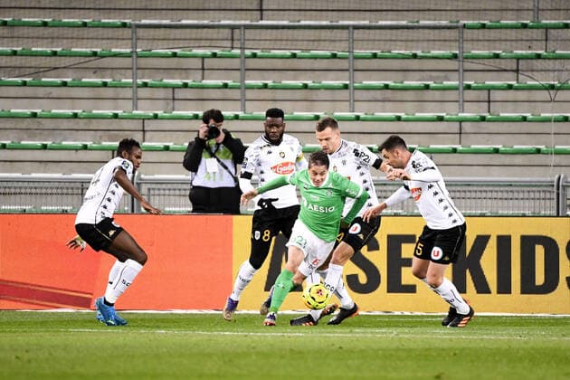 21 ROMAIN HAMOUMA (ASSE) - 24 ROMAIN THOMAS (SCO) FOOTBALL : Saint Etienne vs Angers - Ligue 1 Uber Eats - 11 12 2020 FEP Panoramic 