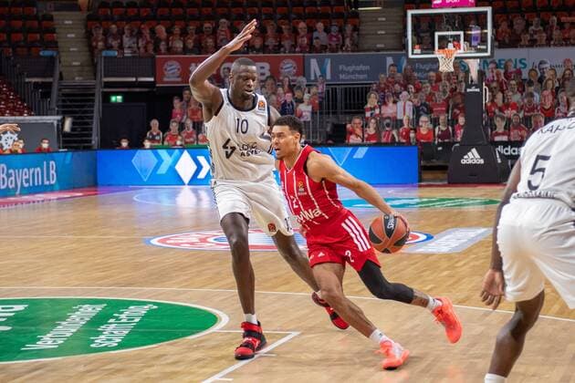 Moustapha Case 10 Asvel Lyon Villeurbanne , Wade Baldwin 2 FC Bayern , FC Bayern Basketball vs. Asvel Villeurbanne, Basketball, Euroleague, 11 12 2020 Munich Bayern Germany Copyright: xkolbert-press UlrichxGamelx