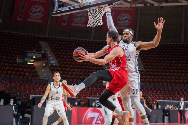 Zan Mark Sisko 31 FC Bayern , Guerschon Yabusele 28 Asvel Lyon Villeurbanne , FC Bayern Basketball vs Asvel Villeurbanne, Basketball, Euroleague, 11 12 2020 Munich Bayern Germany Copyright: xkolbert-press UlrichxGamelx