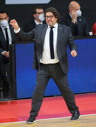 11 12 2020, EuroLeague, FC Bayern Basketball vs Villeurbanne, Audi Dome, in the picture coach Andrea Trinchieri FCB Basketball