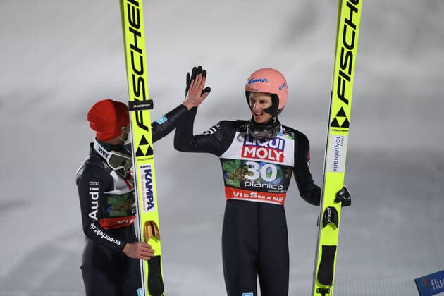 SKI FLYING - FIS Ski Flying World Championship, WM, Weltmeisterschaft Planica PLANICA,SLOVENIA,12.DEC.20 - NORDIC SKIING, Ski jumping, Skispringen, Ski, nordisch SKI FLYING - FIS Ski Flying World Championship. Image shows Markus Eisenbichler (GER) and Karl Geiger (GER). GEPAxpictures xMaticxKlansek