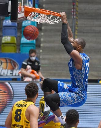 12 12 2020, xhbx, Basketball BBL Bundesliga, Frankfurt Skyliners MHP Riesen Ludwigsburg emspor, v l Kamari Murphy Fraport Skyliners Frankfurt DFL DFB REGULATIONS PROHIBIT ANY USE OF PHOTOGRAPHS as IMAGE SEQUENCES and or QUASI VIDEO Frankfurt am Main