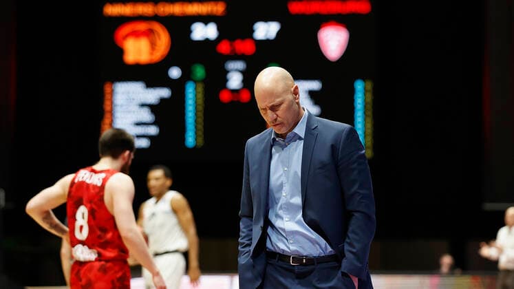 Germany, Chemnitz, Messe Chemnitz, 12 12 2020, emspor, emonline, despor, deonline, NINERS Chemnitz vs s Oliver Wuerzburg, Basketball, BBL Bild v li Headcoach Denis Wucherer s Oliver Wuerzburg DFL REGULATIONS PROHIBIT ANY USE OF PHOTOGRAPHS AS IMAGE SEQUENCES AND OR QUASI VIDEO Copyright: HMBxMedia xHeikoxBecker