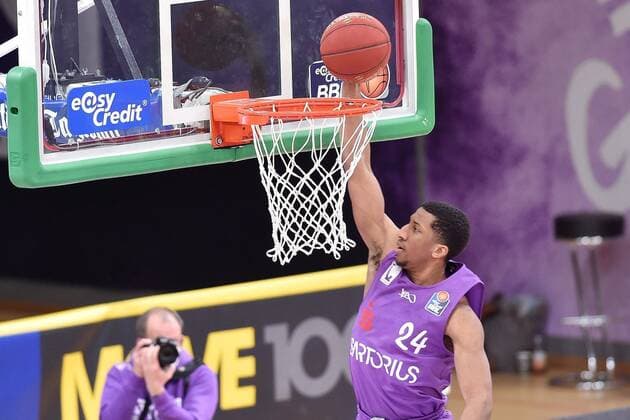 Lay-up for Aubrey Dawkins BG Goettingen , GER, Basketball, Bundesliga, BBL, BG Goettingen Syntainics MBC, 12 12 2020, Basketball, Bundesliga, BBL, BG Goettingen Syntainics MBC, 12 12 2020 Goettingen Copyright: xSippel xEibner-Pressefotox EP_rsl
