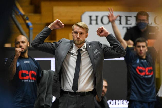 Tuomas Iisalo HAKRO Merlins Crailsheim cheers over a basket, GER, HAKRO Merlins Crailsheim vs EWE Baskets Oldenburg, 12 12 2020, 6 matchday easycredit Basketball Bundesliga, season 2020 2021 GER, HAKRO Merlins Crailsheim vs EWE Baskets Oldenburg, 12 12 2020, 6 matchday easycredit Basketball Bundesliga, season 2020 2021 Crailsheim Copyright: xMemmlerx Eibner-Pressefotox EP_mmr