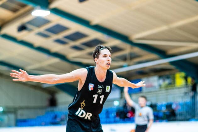 Mark Gebhardt 11 ART Gaints Duesseldorf during the 2020 season 21 men in the Barmer Bundesliga ProB between BSW Sixers and ART Giants Duesseldorf in the Ballsporthalle Sandersdorf on 12 December 2020 in Sandersdorf, Sachsen Anhalt, Germany