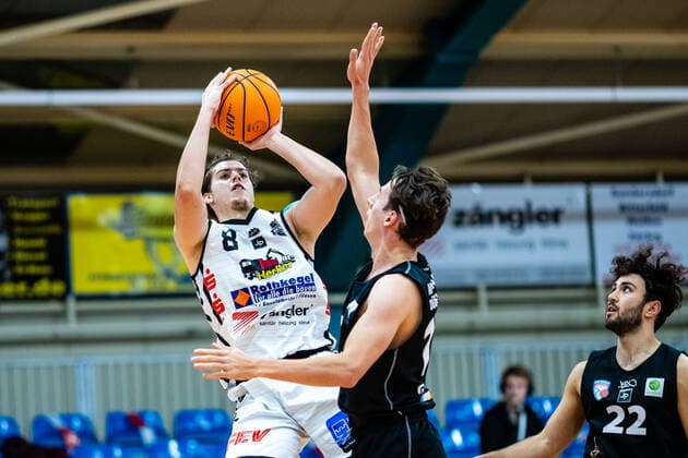 Nemanja Nadjfeji 8 BSW Sixers , Mark Gebhardt 11 ART Gaints Duesseldorf during the 2020 season 21 men in the Barmer Bundesliga ProB between BSW Sixers and ART Giants Duesseldorf in the Ballsporthalle Sandersdorf on 12 December 2020 in Sandersdorf, Sachsen Anhalt, Germany