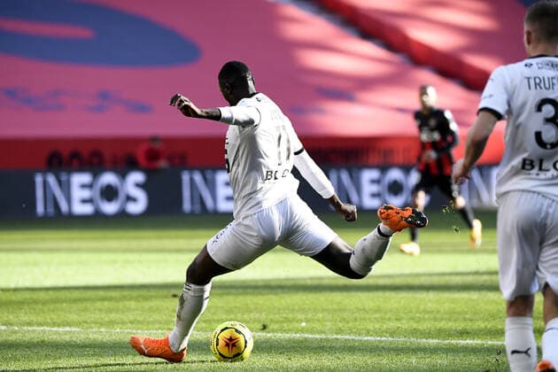 11 MBAYE NIANG (REN) - BUT - DOS FOOTBALL : Nice vs Rennes - Ligue 1 Uber Eats - 13 12 2020 FEP Panoramic 
