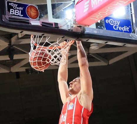 13 12 2020, BBL, FC Bayern Basketball vs Giessen 46ers, Audi Dome Munich, Basketball, Sport, in the picture Paul Zipser FCB Basketball