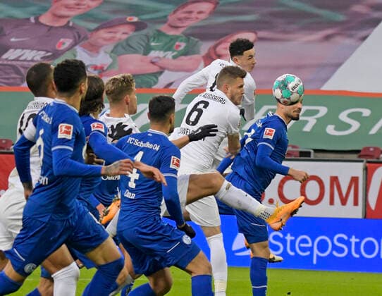 13 12 2020, Soccer 1 Bundesliga FC Augsburg Schalke 04 13 12 2020, Soccer 1 Bundesliga 2020 2021, 11 Matchday, FC Augsburg FC Schalke 04, in the WWK Arena Augsburg Own goal to 1 0 for Augsburg by Suat Serdar re, FC Schalke 04 Photo Bernd Feil M i S Pool Only for journalistic purposes Only for editorial use According to the regulations of the DFL Deutsche Fußball Liga it is prohibited to use or have used photographs taken in the stadium and or of the match in the form of sequence images and or video-like photo sequences DFL regulations prohibit any use of photographs as image sequences and or quasi video National and international NewsAgencies OUT Augsburg WWK Arena Bayern Deutschland Poolfoto ,EDITORIAL USE ONLY
