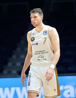 Lukas Meisner Basketball Loewen Braunschweig