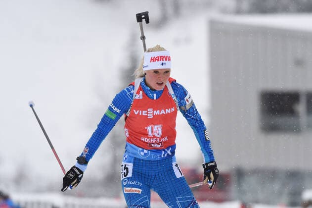 BIATHLON - EDER Mari (FIN) beim BMW IBU World Cup Biathlon Hochfilzen Verfolgung der Damen am 13.12.2020, Österreich, Tirol Hochfilzen Biathlon Stadion Tirol Österreich *** BIATHLON EDER Mari FIN at the BMW IBU World Cup Biathlon Hochfilzen Pursuit of the women on 13 12 2020, Austria, Tirol Hochfilzen Biathlon Stadium Tirol Austria