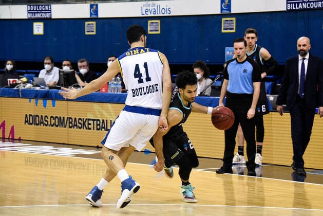 CRAWFORD DREW ( 22 - Brescia ) - Tomer Ginat ( 41 - Metropolitans 92 ) - BASKET : Metropolitans 92 vs Germani Brescia - Eurocup - 15 12 2020 FedericoPestellini Panoramic 