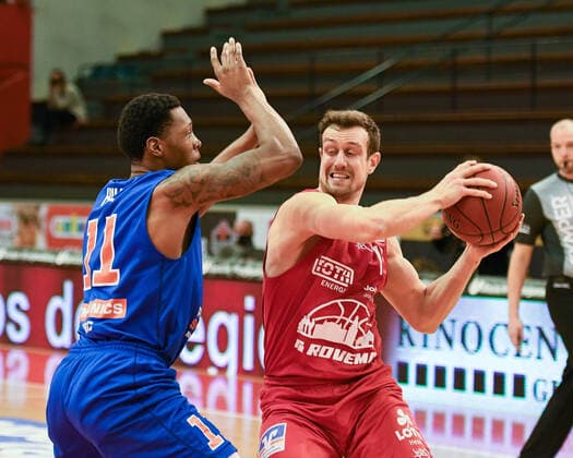 Kyndahl Hill, Johannes Richter 1 Matchday, Basketball Bundesliga, Basketball Season 2020 2021, Germany, easyCredit BBL, Germany, Giessen 46ers, giessen red, Men, Jobstairs GIESSEN 46ers MBC Syntainics MBC, Men, MBC blue white