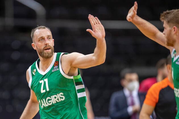 Sport Bilder des Tages 2020-12-15 Kaunas Lithuania. Basketball team Zalgiris Kaunas plays vs Baskonia Vitoria Gasteiz Euroleague game at Zalgiris arena in Kaunas on Tuesday 15 of December 2020. ARTURAS MILAKNIS. Kaunas Lithuania  Copyright: xKarolisxKavolelisx euroleague basketball
