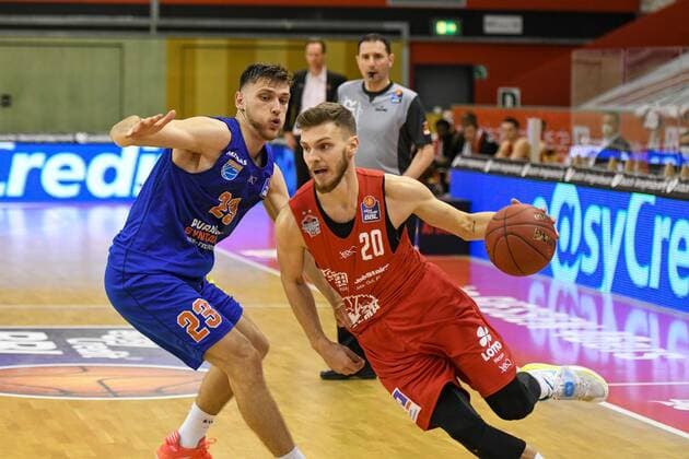 Michal Michalak, Ferdinand Zylka 1 Matchday, Basketball Bundesliga, Basketball Season 2020 2021, Germany, easyCredit BBL, Germany, Giessen 46ers, giessen red, Men, Jobstairs GIESSEN 46ers MBC Syntainics MBC, Men, MBC blue white