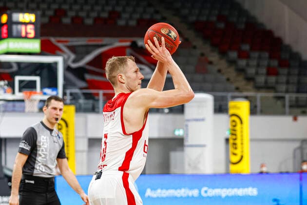 Christian Sengfelder Brose Bamberg, 43 Brose Bamberg s oliver Würzburg Wuerzburg easyCredit BBL Basketball Bundesliga Basketball Season 2020 21 4 Matchday, 16 12 2020 Bamberg, Brose Arena Copyright: DanielxLöb